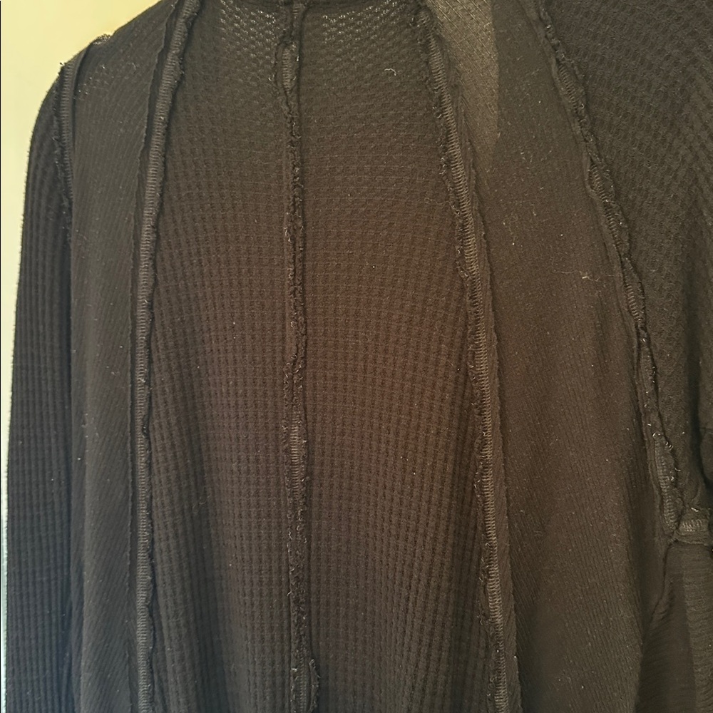 We The Free Black Long Sleeve Thermal Layering Top size M EUC - Picture 4 of 5